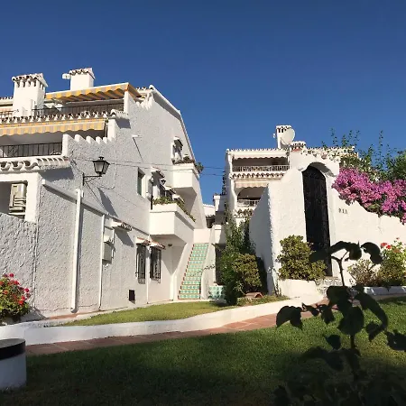 Casa Amalia * Нерха